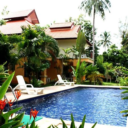 ホテル アオナン レイク サイド Ao Nang エクステリア 写真
